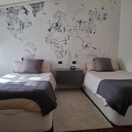 Apartment Foroplaza Duplex A Mosqueira *