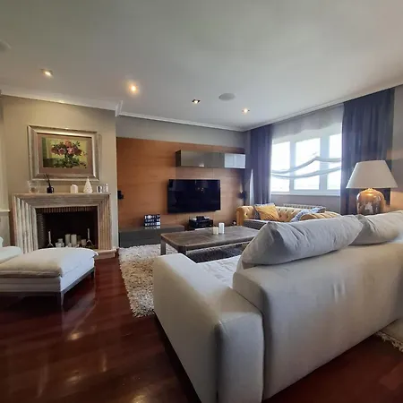 Apartment Foroplaza Duplex A Mosqueira Lugo